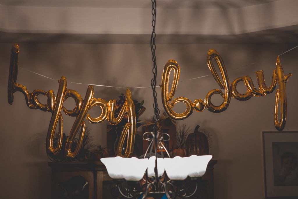 happy birthday balloons for family birthday e-card 
