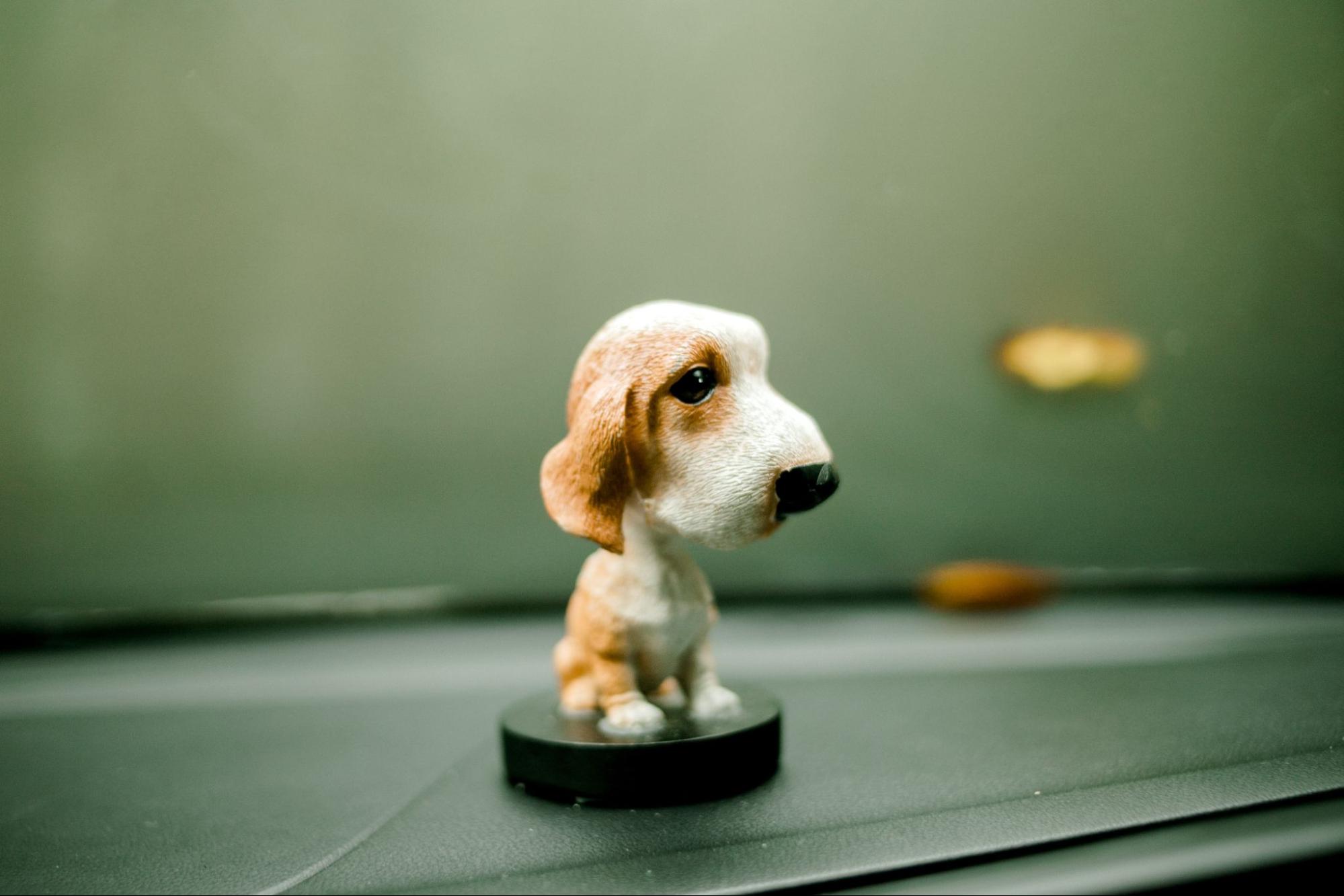 Dog bobblehead