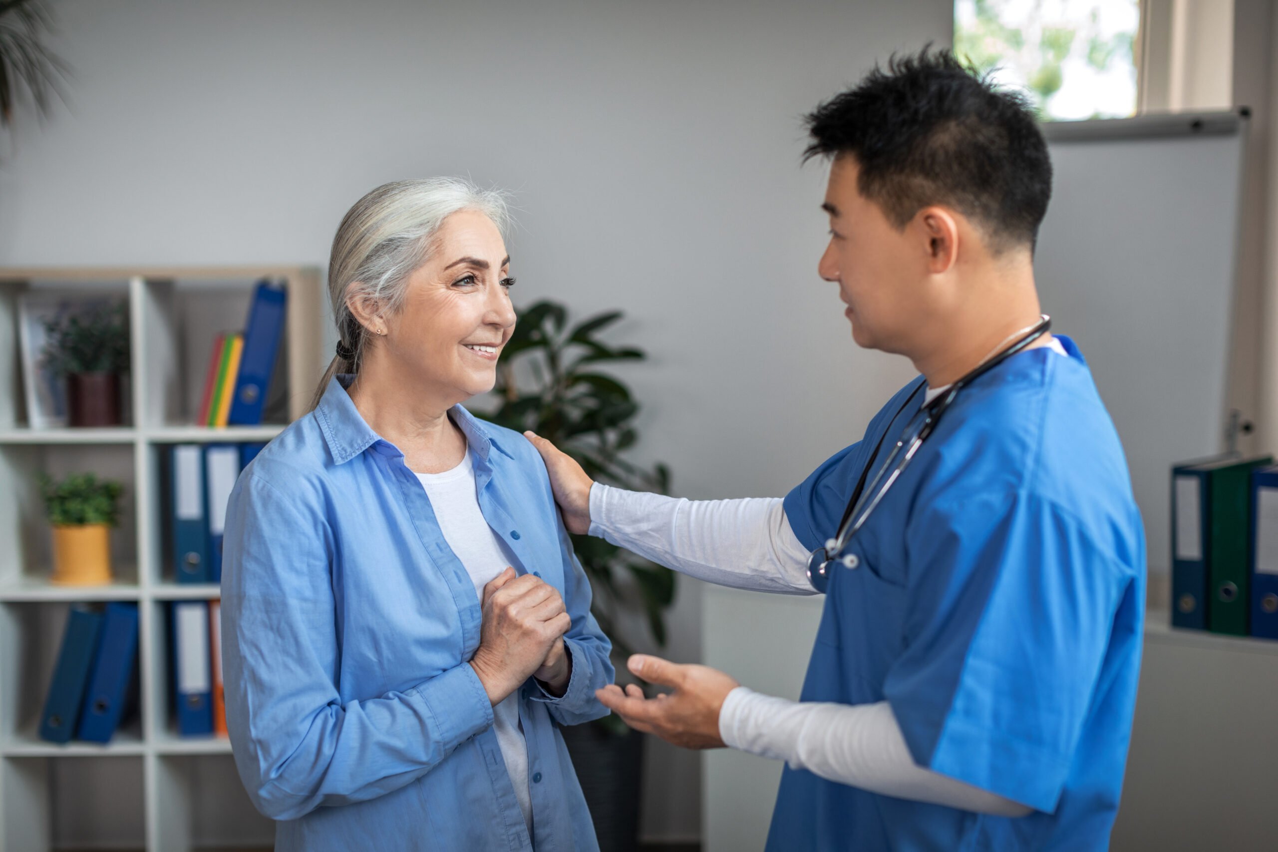 Patient saying thank you to a nurse