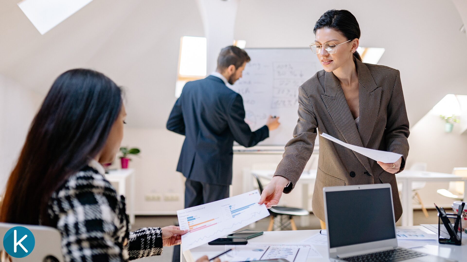 ways to motivate employees